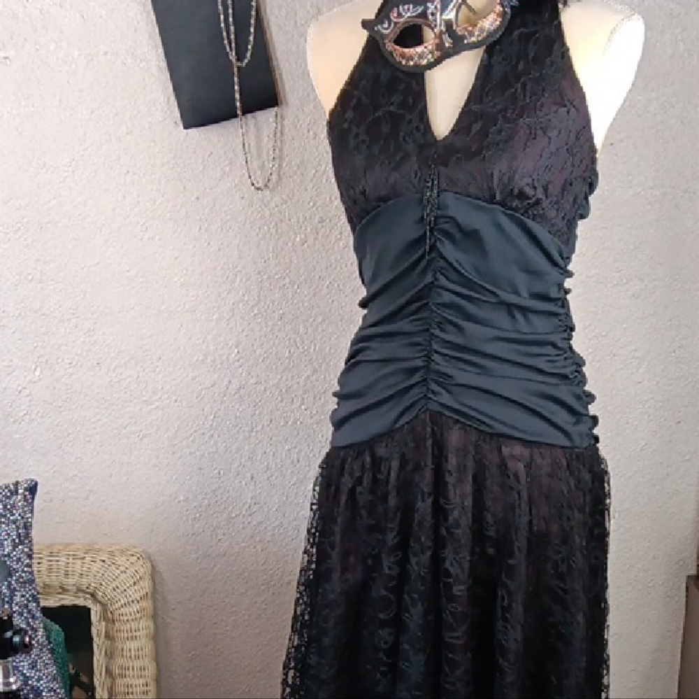 Whimsical Goth Black Lace Halter Style 7Jr. Y2k Silhouette Sexy Dress